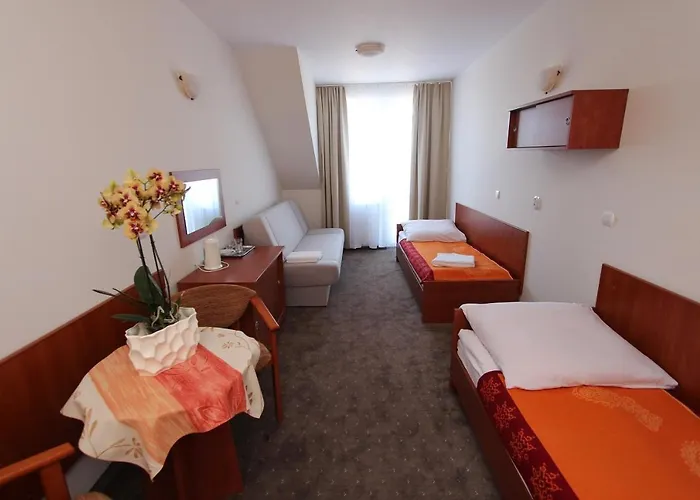 Sunset Przymorze レバル